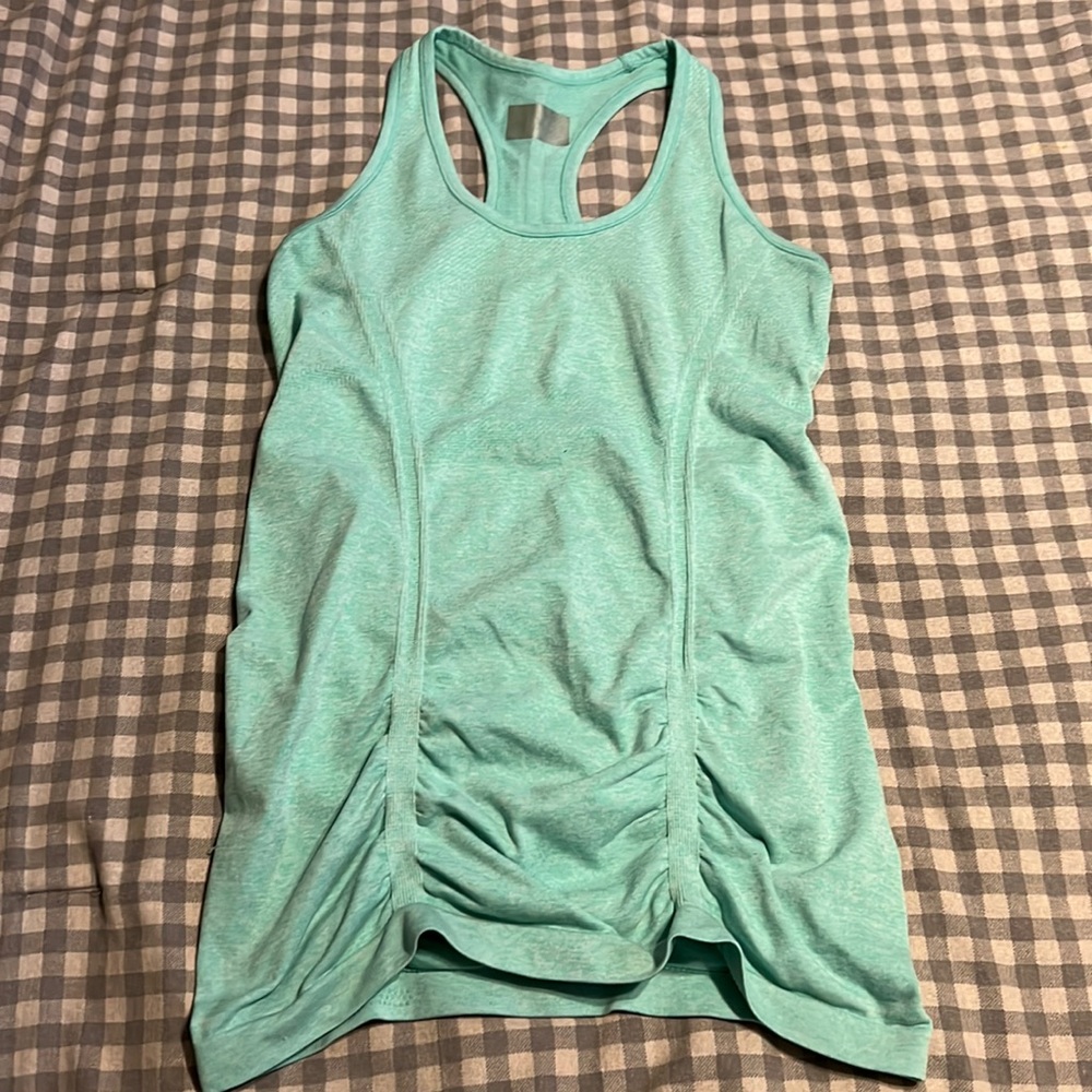 Athleta workout tank top